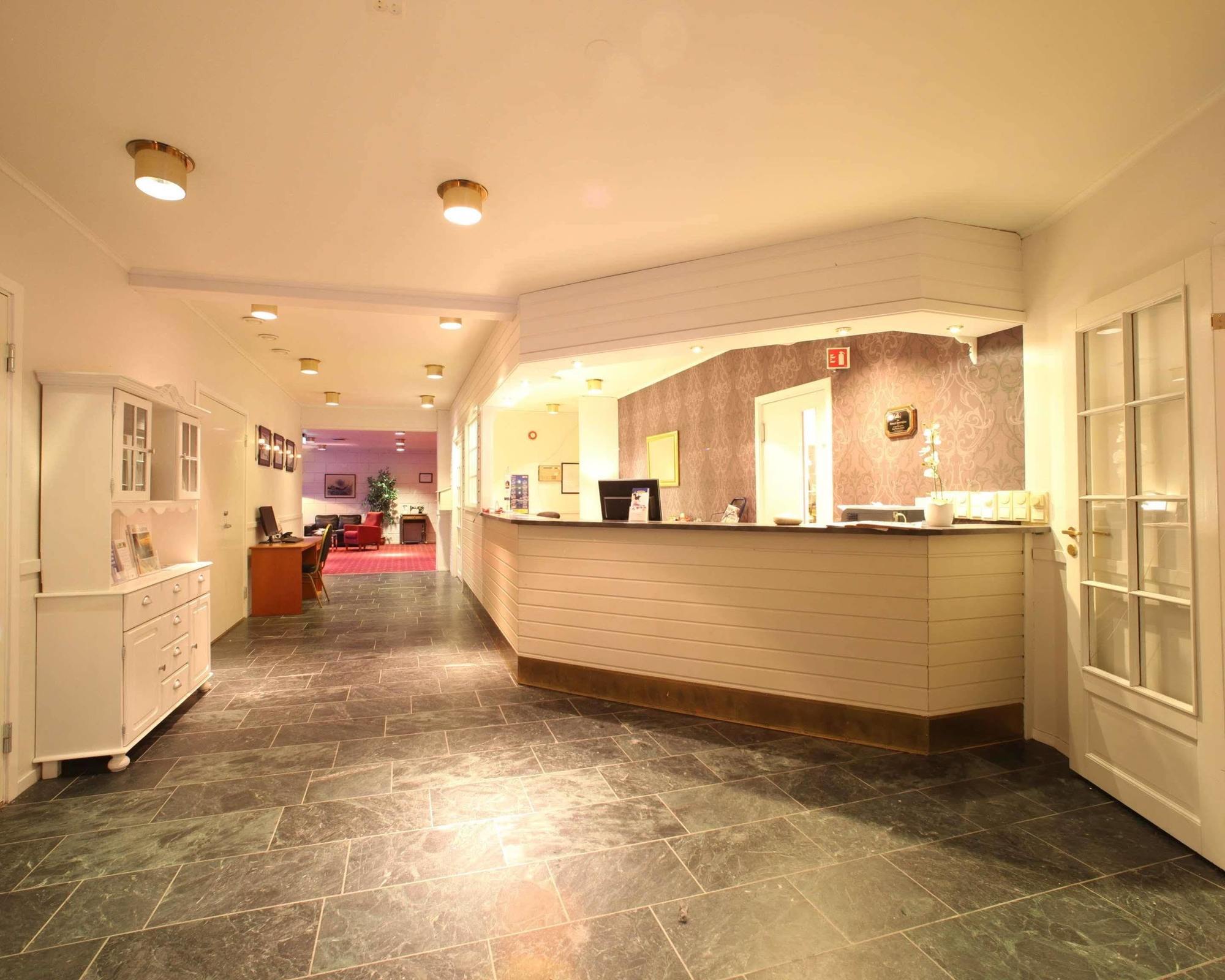 Thon Partner Hotel ナルヴィク エクステリア 写真