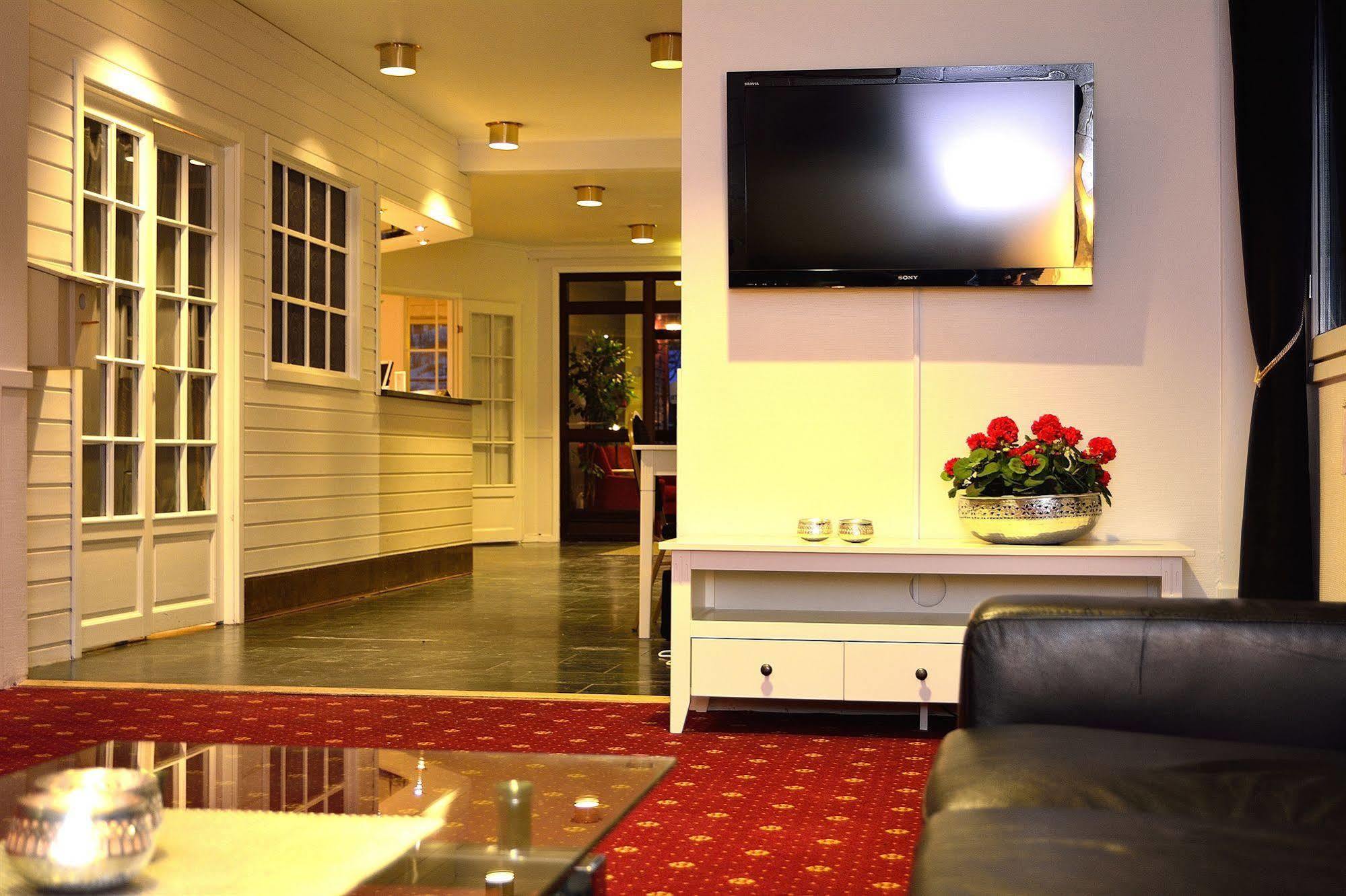 Thon Partner Hotel ナルヴィク エクステリア 写真